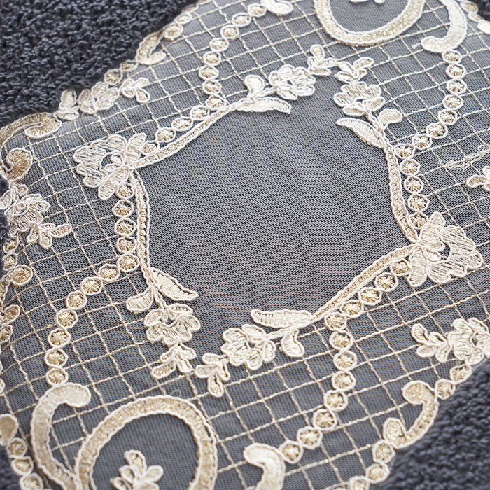 Mijölnir Juego de alfombrillas de baño de 2 piezas, Plateado Mijölnir Juego de alfombrillas de baño de 2 piezas, Plateado